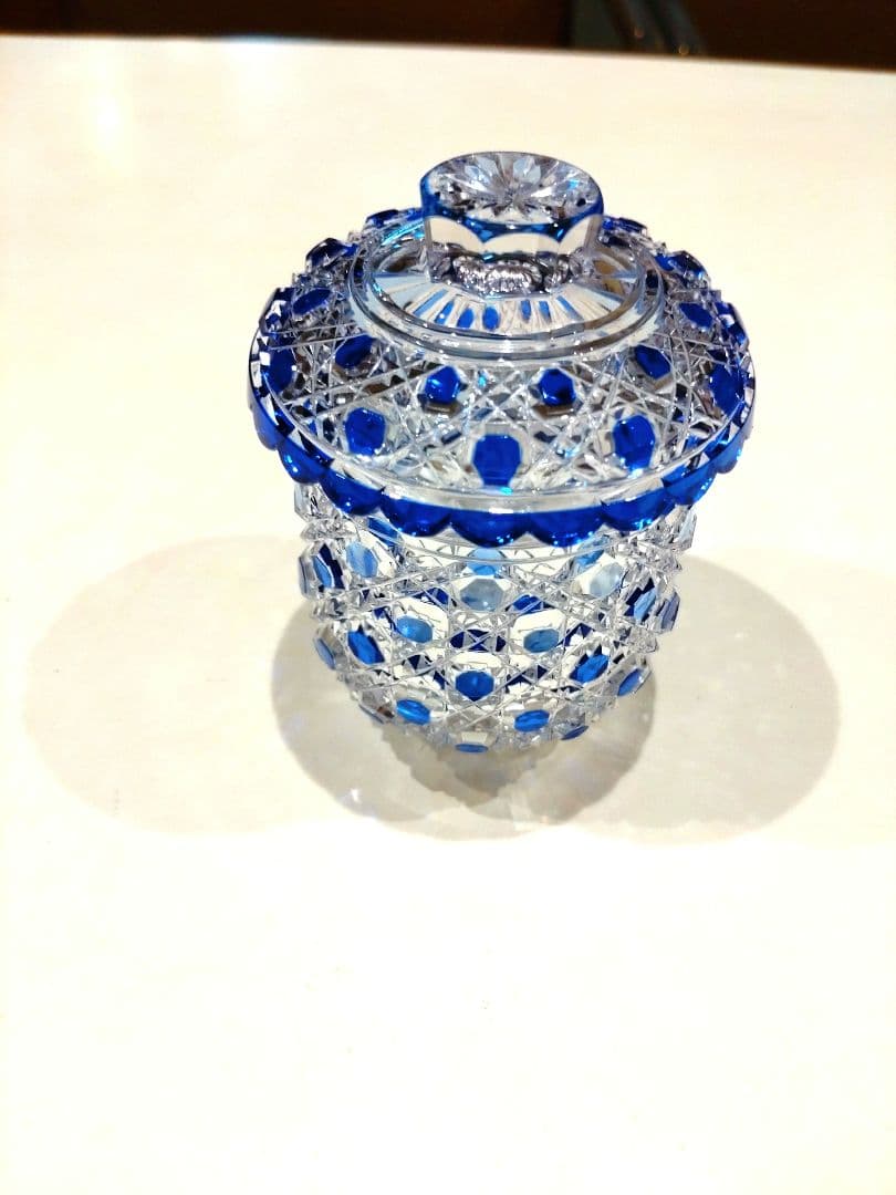 江戸切子　蓋物