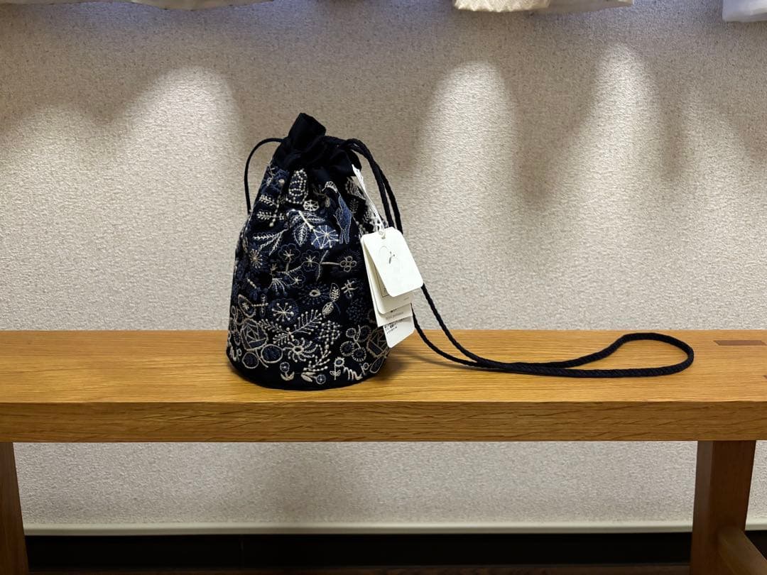 ［未使用品］ ミナペルホネン　celebrate ポシェット　巾着バッグ