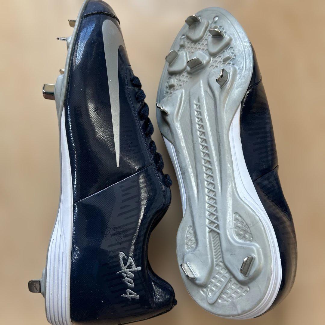 元横浜Denaベイスターズ　荒波翔選手　実使用モデルスパイク　新品未使用