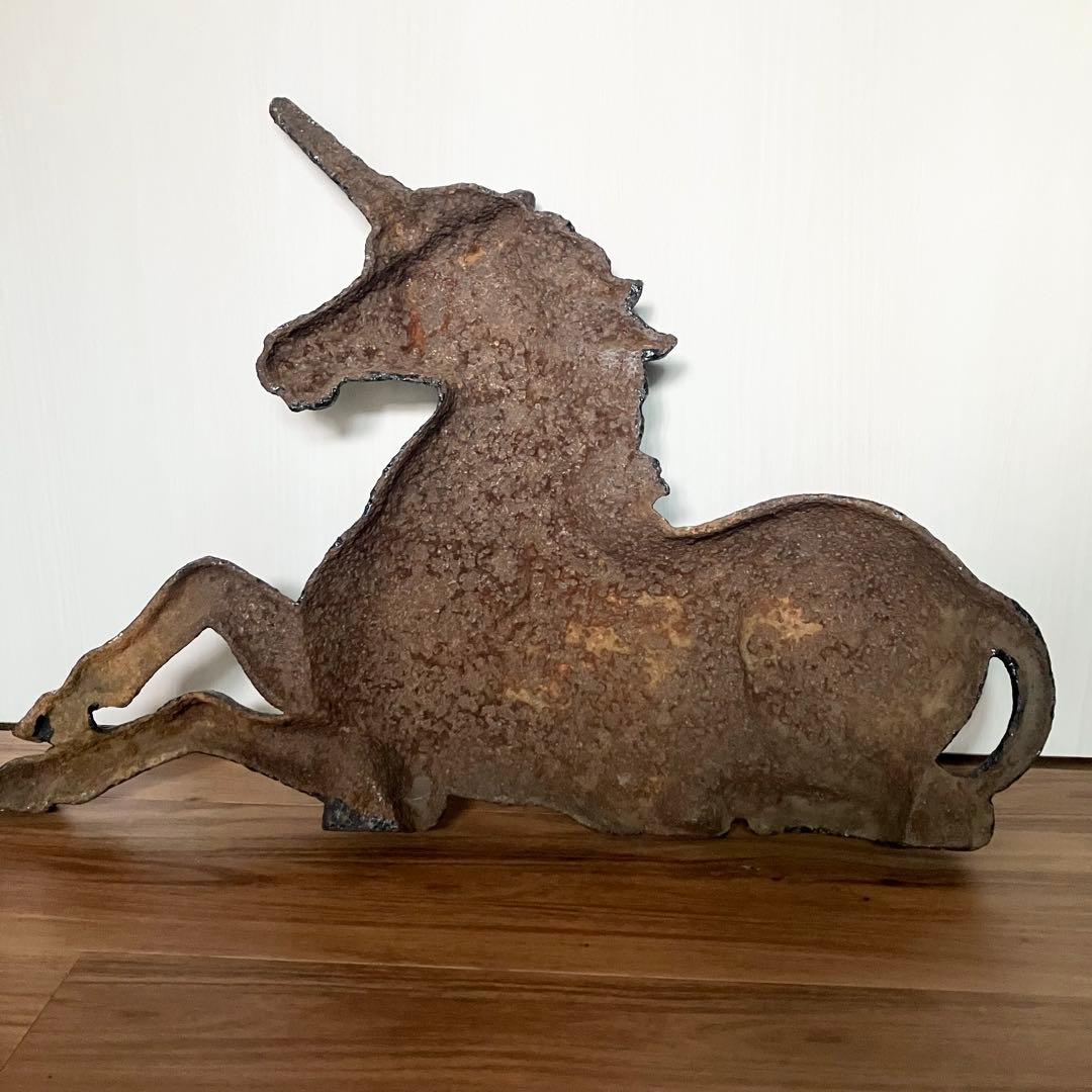 フランスアンティーク　ユニコーンのオブジェ　置物