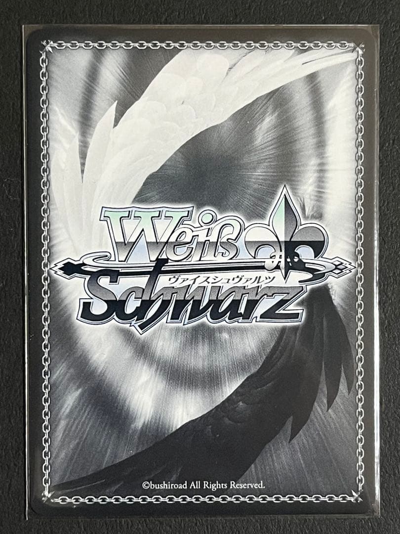 『極美品』　進撃の巨人　エレン　ミカサ　英語版　1st edition ヴァイス