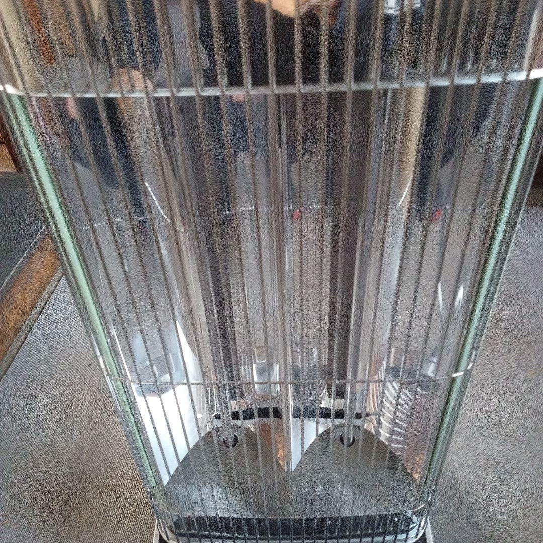 2022年製アラジン電気ストーブ 遠赤グラファイトeヒーター