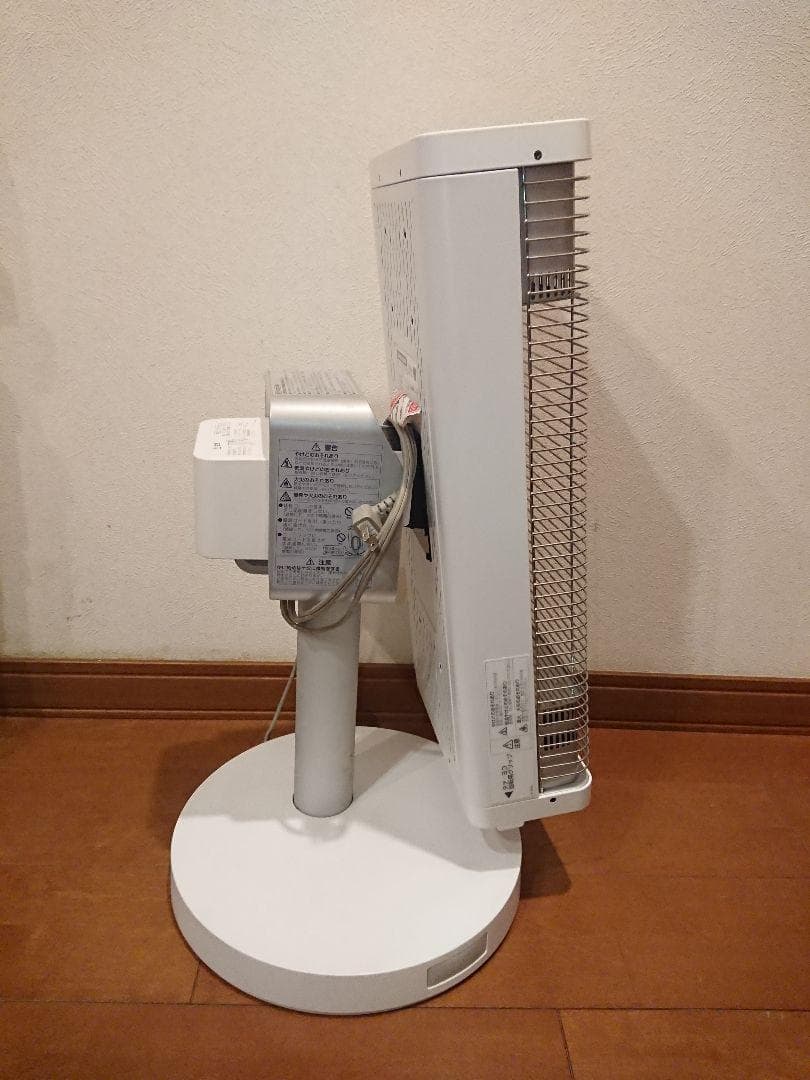 動確◎ DAIKIN ダイキン 遠赤外線暖房機 セラムヒートERFT11VS-W