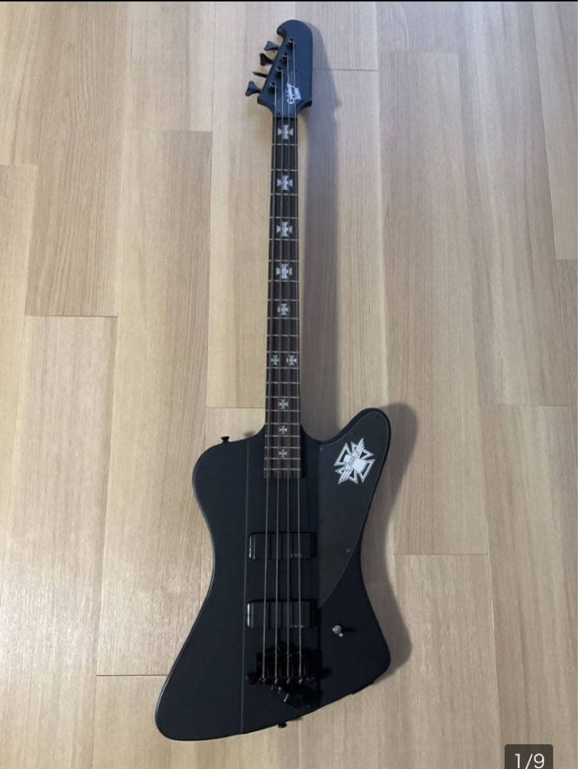 エピフォン　ブラックバードベース　モトリークルー　ニッキーシックス
