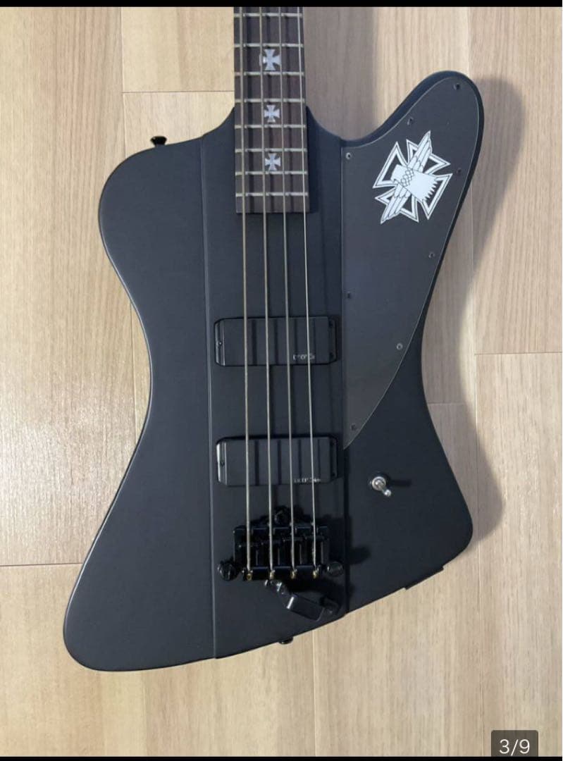 エピフォン　ブラックバードベース　モトリークルー　ニッキーシックス