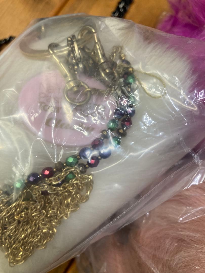 安室奈美恵　クラスキー　コラボ　ファーバッグ　ポーチ　3色セット　黒白ピンク