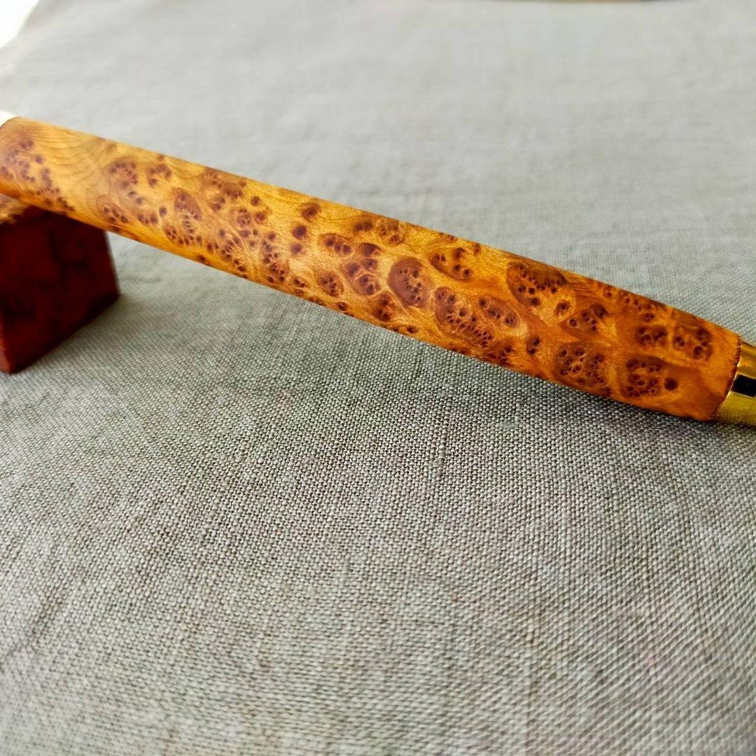 極上　台湾紅檜瘤　ハンドメイド　木軸シャープペン　0.5mm　ゴールド　超希少