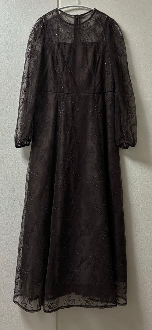 AIMER スパンコール刺繍 ロングスリーブドレス 結婚式　お呼ばれ　ドレス