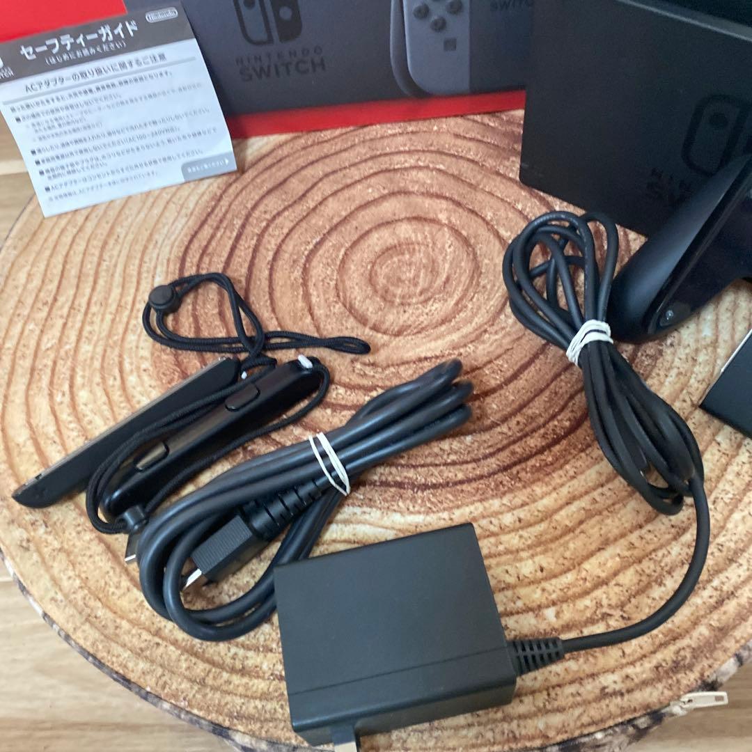 Nintendo Switch ニンテンドースイッチ本体　グレー ②