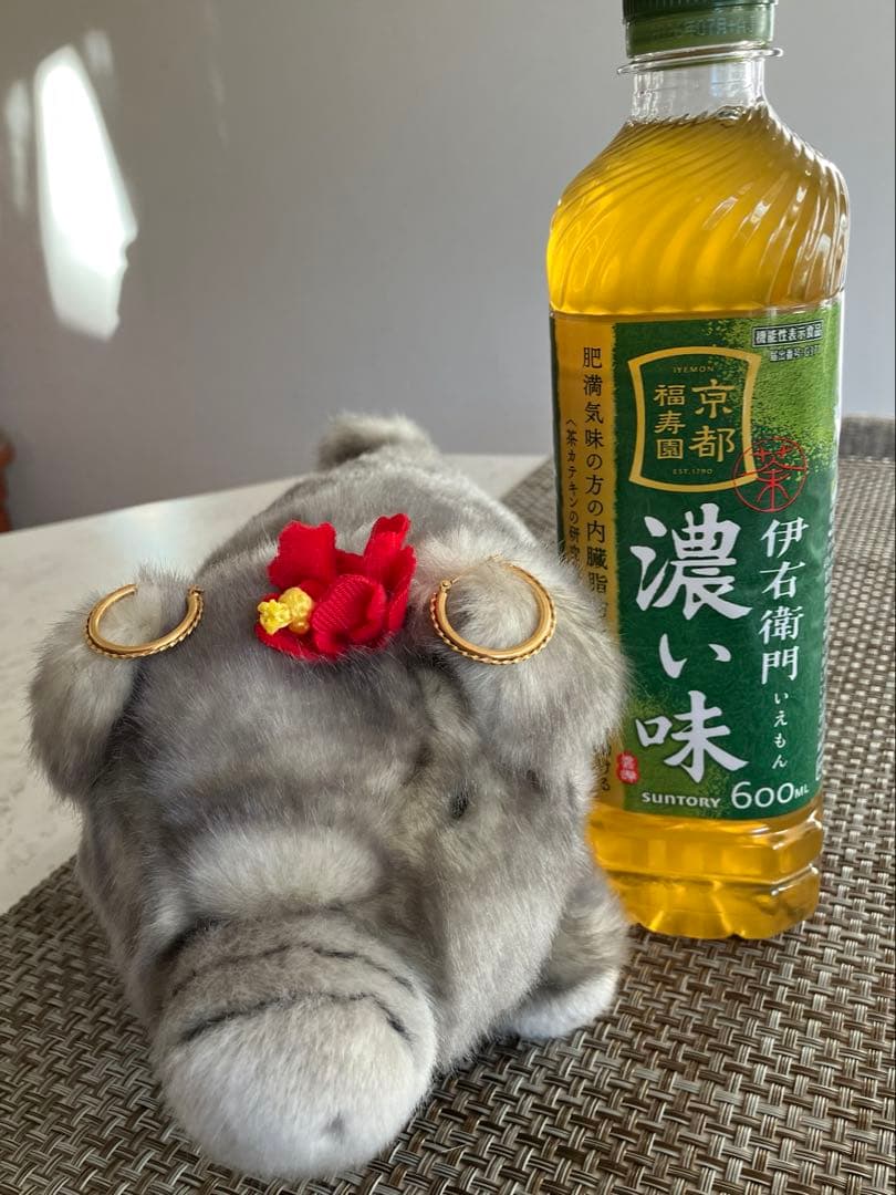 ツイストデザイン【K18】フープピアス