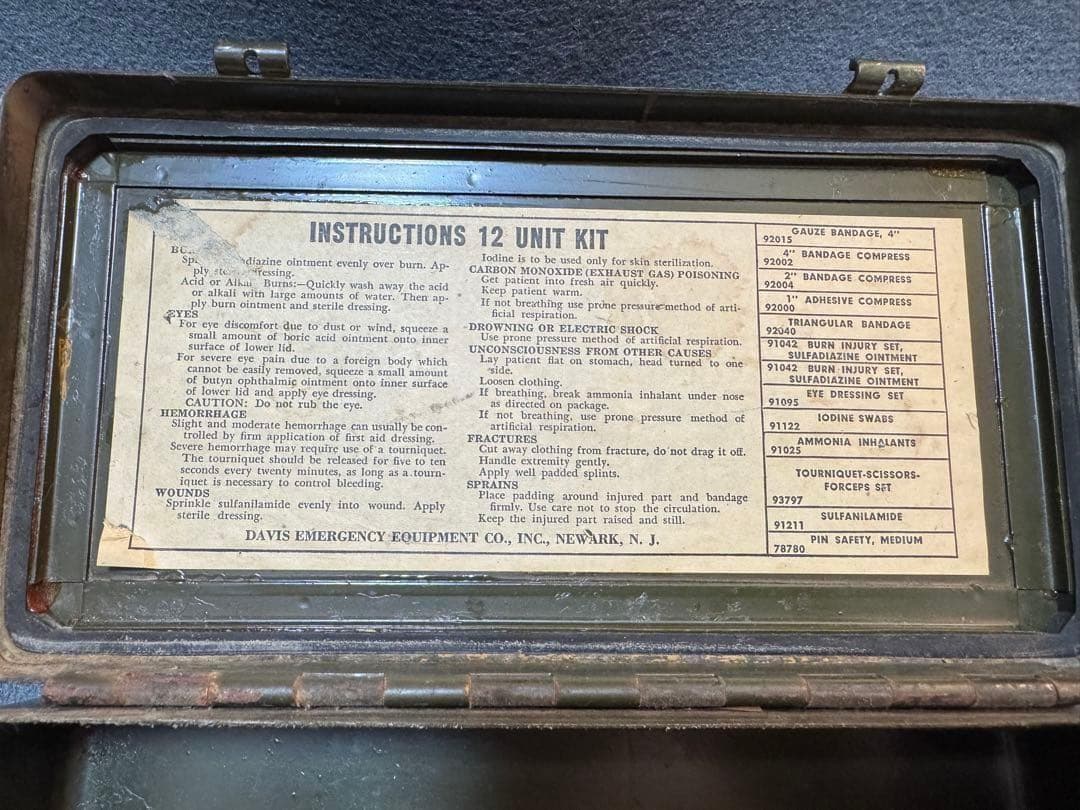 米軍 実物 ファーストエイド メタルボックス