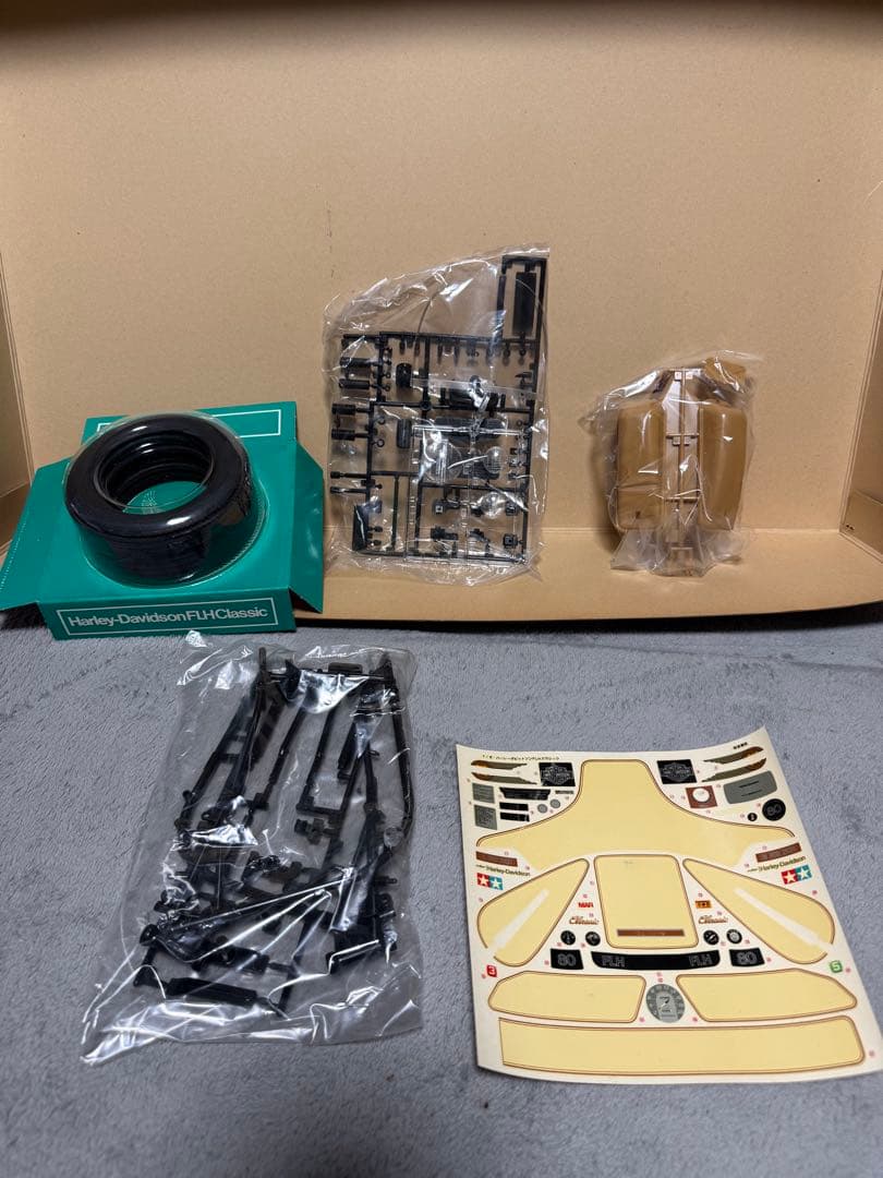 タミヤ　ハーレー・ダビットソン　FLH クラシック