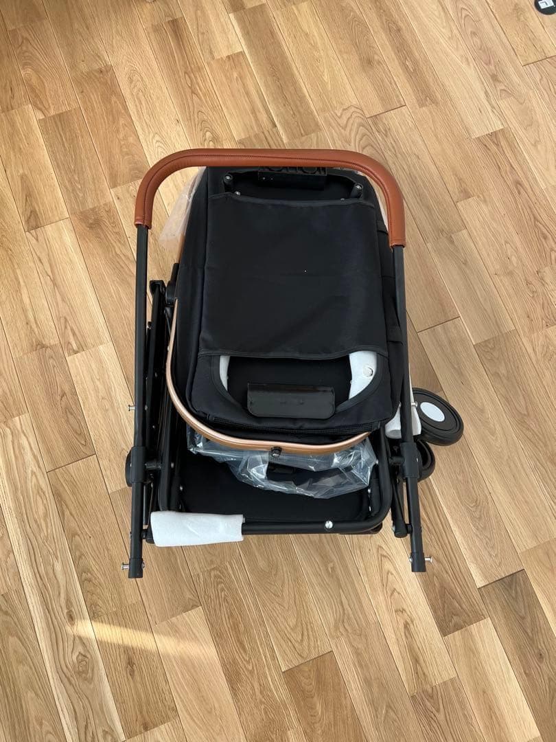 訳あり　ペットカート折り畳み 二段式分分離 ブレーキ付き360度前輪 犬猫兼用