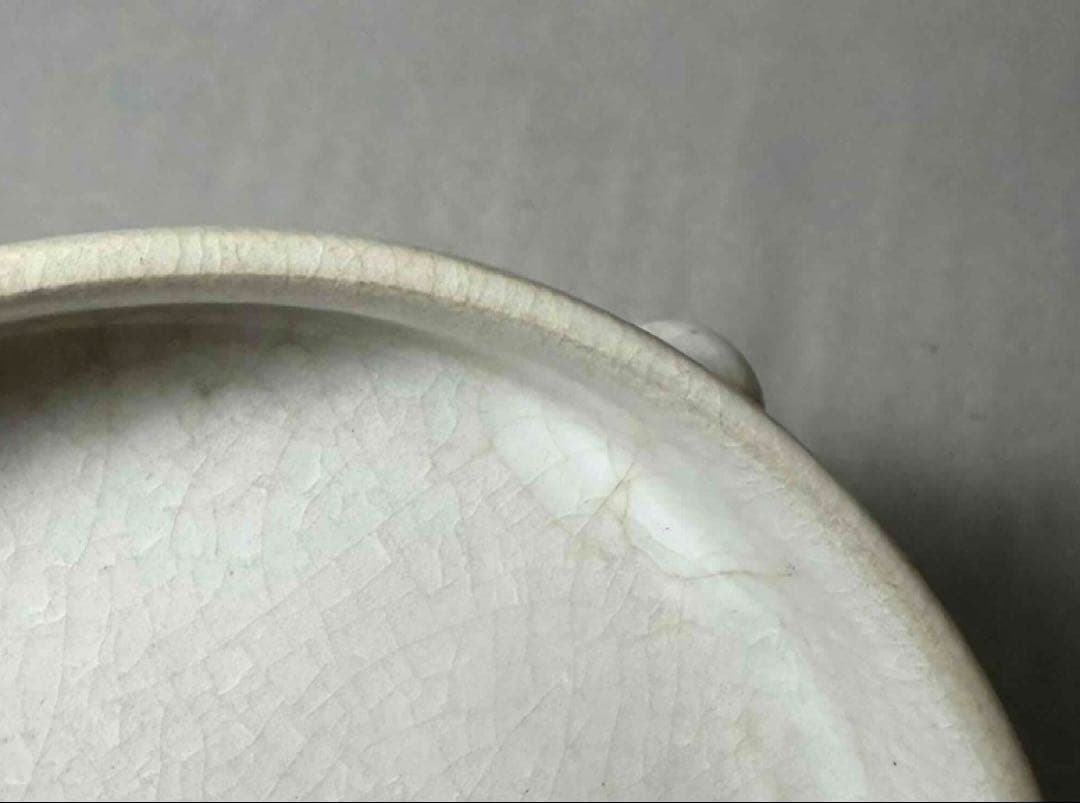 中国 三つ足丸盤(白系)　f2260120