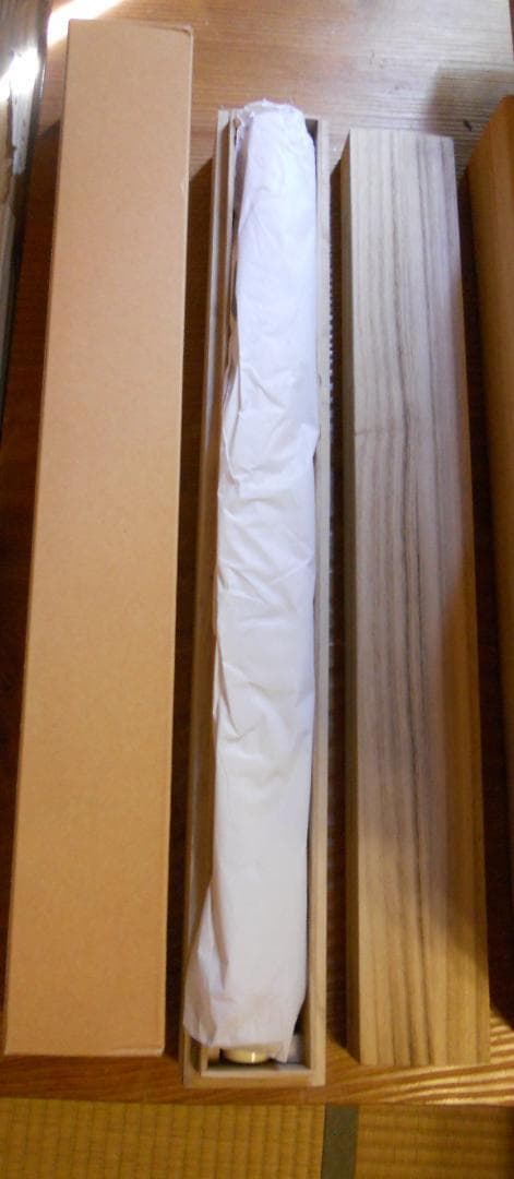 掛け軸 玉翠 彩色富士之図 絹本 希少 軸装 茶道具 掛軸 美品 です。