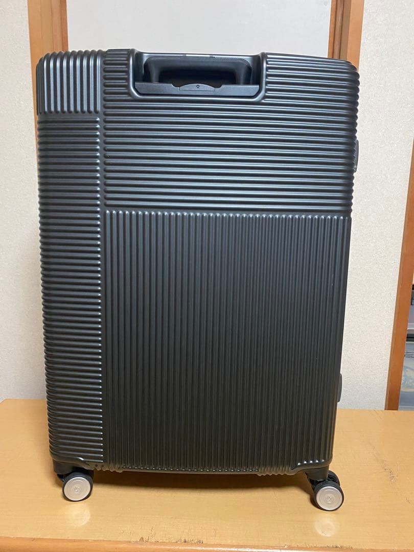 Samsonite サムソナイト スピナー レクサ エキスパンダブル 68L