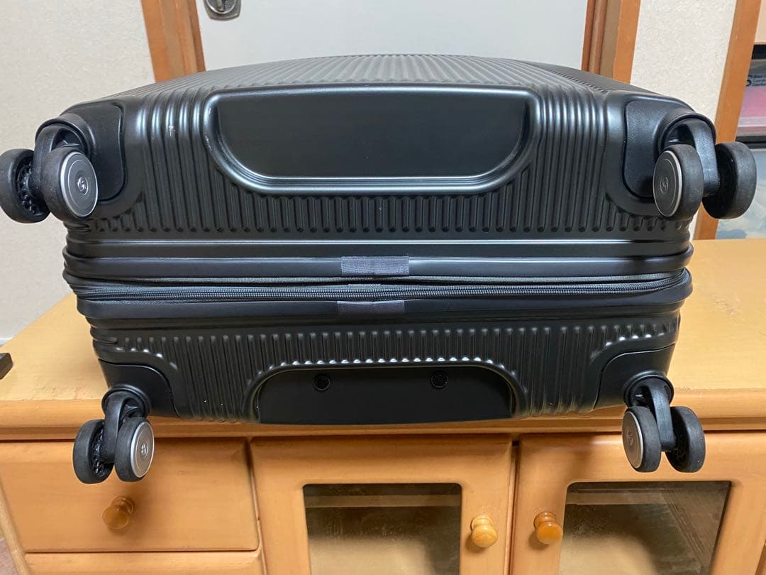 Samsonite サムソナイト スピナー レクサ エキスパンダブル 68L