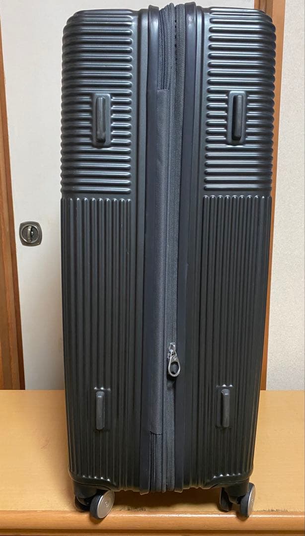 Samsonite サムソナイト スピナー レクサ エキスパンダブル 68L