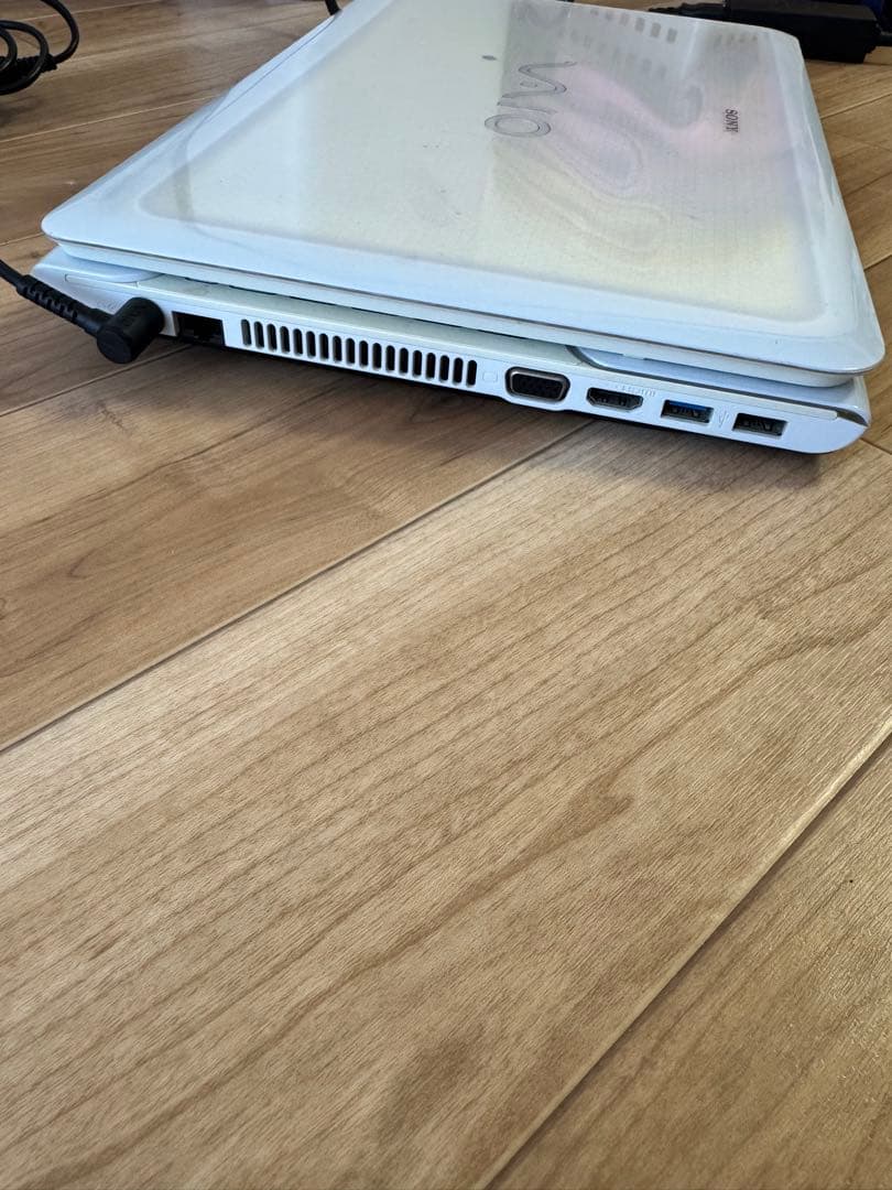 【SONY VAIO PCG-71611N】発送時初期化ノートパソコン