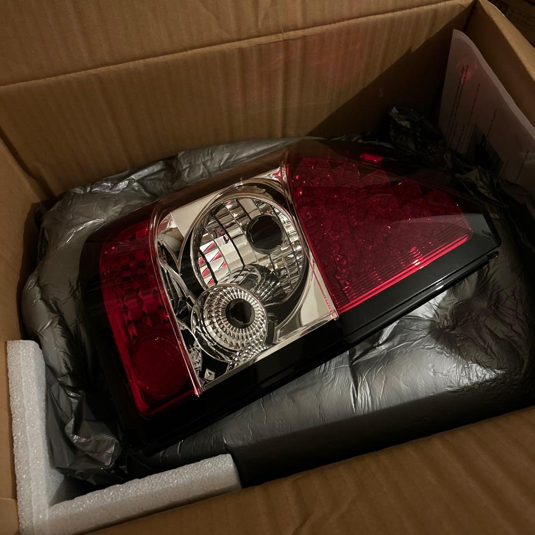 送料無料⭐︎ダッジ マグナム LED スモーク コンビ テール ランプ 左右セット