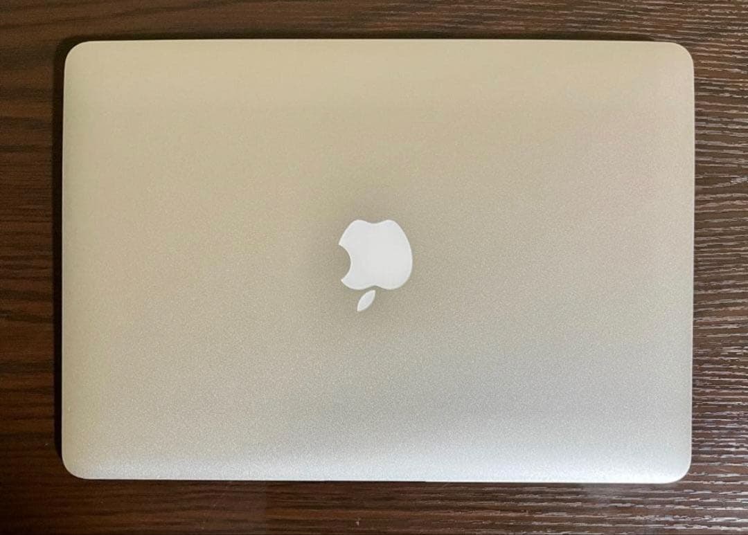 Macbook Air 2017 - 高速、i5、8GB、256GB