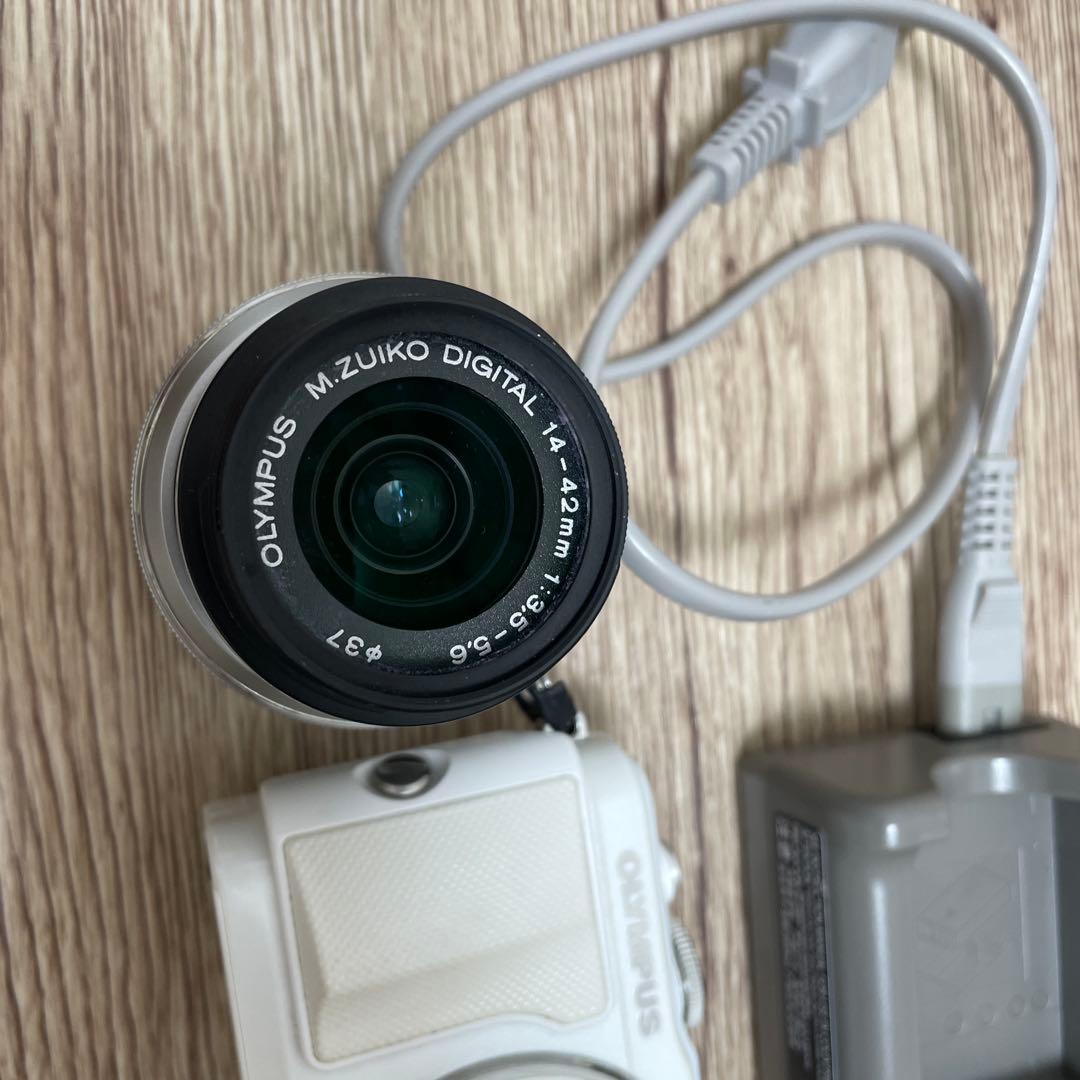 【ジャンク品】Olympus PEN Lite E-PL6ホワイト