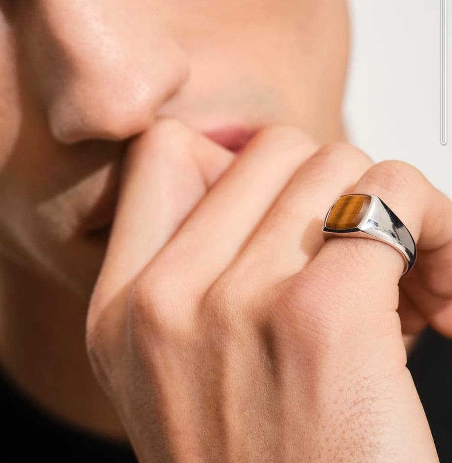 トムウッ ドタイガーアイ スクエアリング 46号（日本サイズ6号）ユニセックス