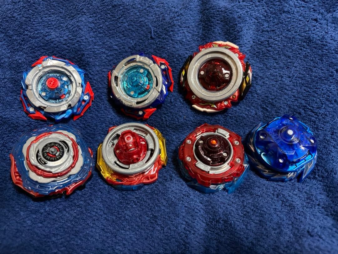 最終値下げ　ベイブレードバースト　まとめ売り　未使用品