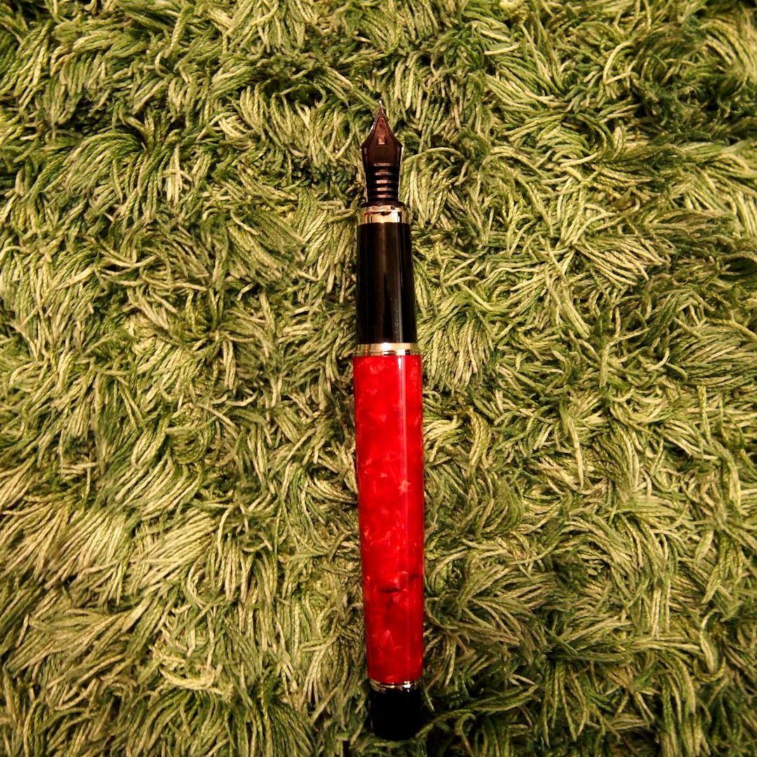 【美品】パイロット 万年筆 レガンス89s レッド Fニブ