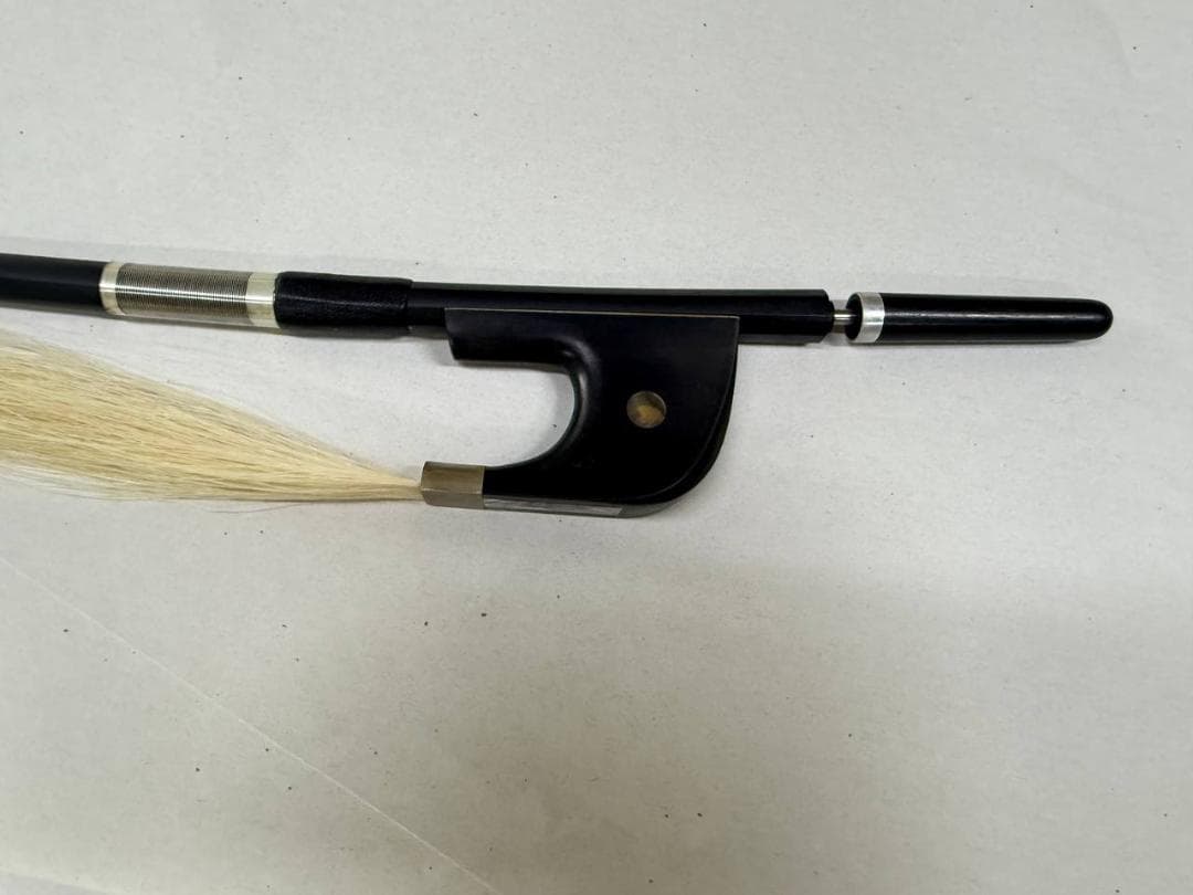 【訳あり】コントラバス弓　カーボン弓　毛替え必要　新品未使用