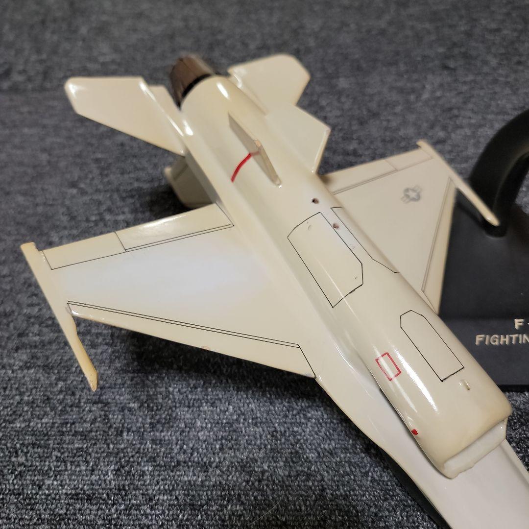 F-16 ファイティング ファルコン 1/48スケールモデル