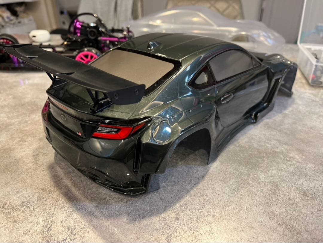 そ*う様 ラジコンボディ ヨコモ ドリフト用塗装済 GR86 ガンメタ