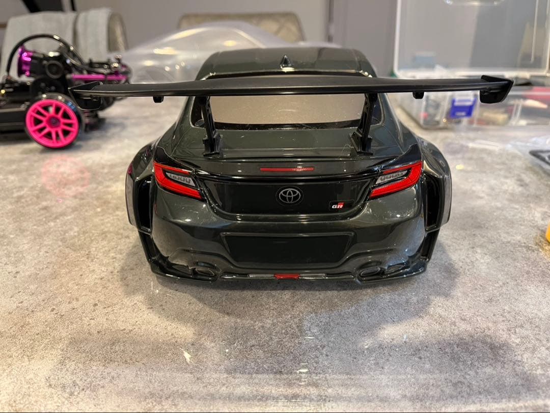 そ*う様 ラジコンボディ ヨコモ ドリフト用塗装済 GR86 ガンメタ