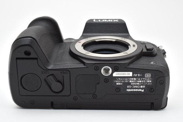 パナソニック Panasonic LUMIX DMC-G8 ボディ