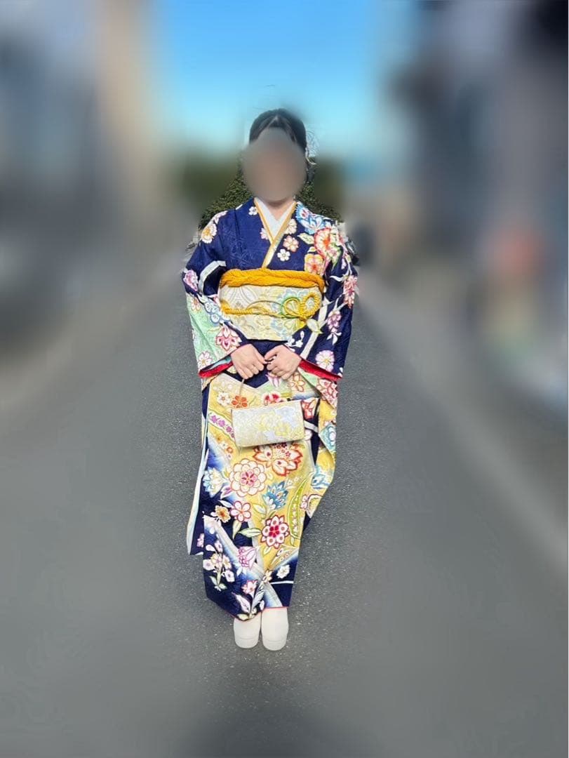 華やかな花柄振袖（紺色・黄色）　振袖　成人式　フルセット