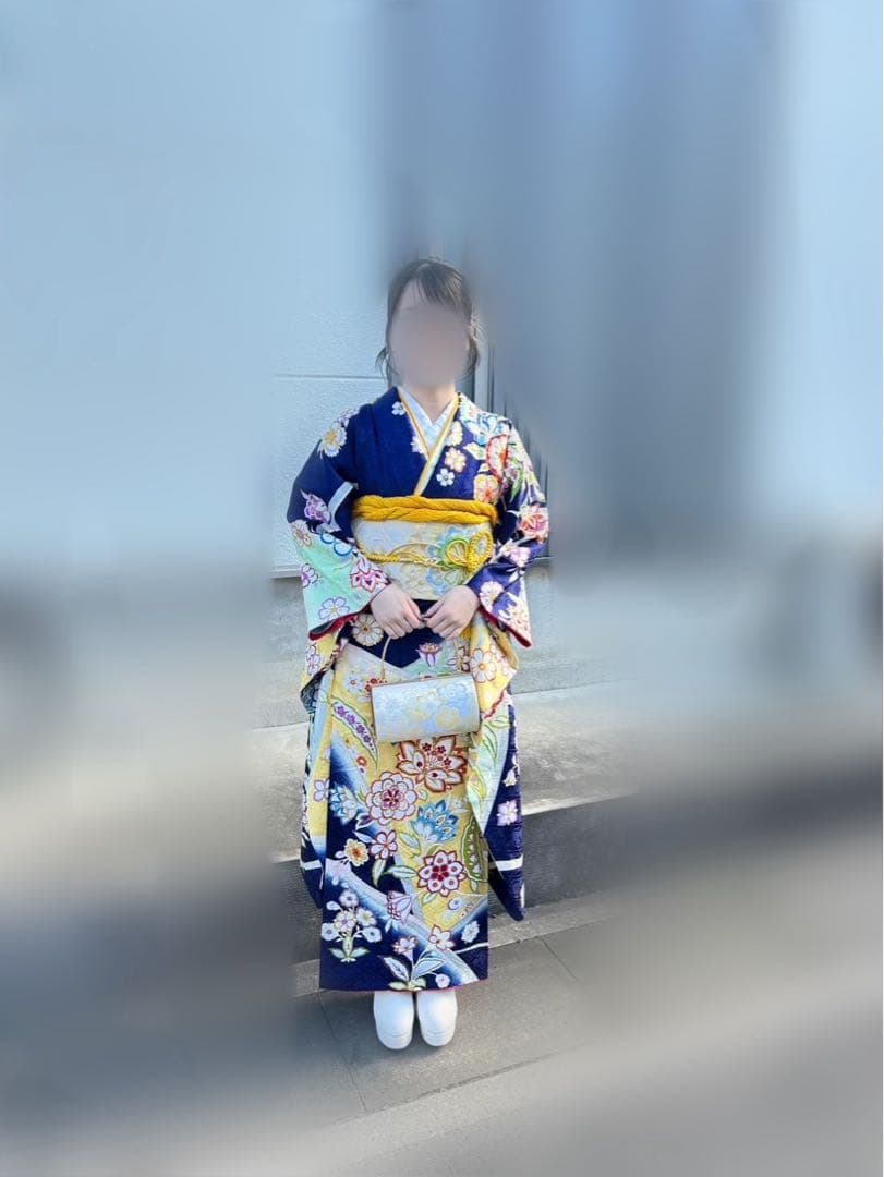 華やかな花柄振袖（紺色・黄色）　振袖　成人式　フルセット