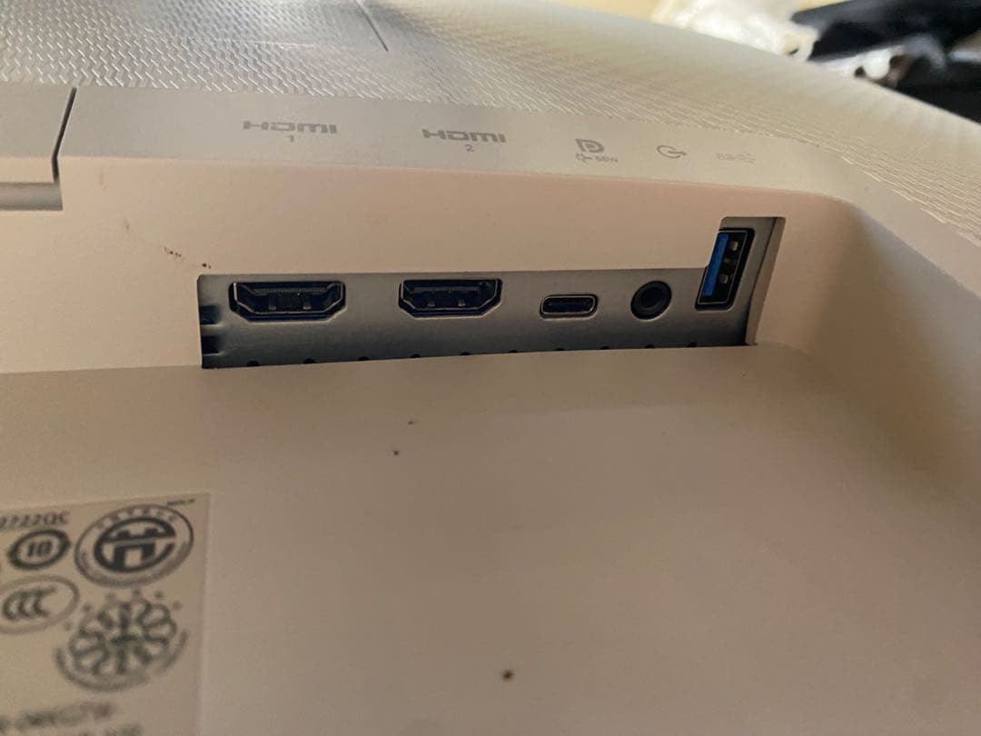 DELL 4Kディスプレイ本体 S2722QC