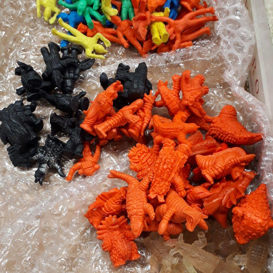 ウルトラマン　怪獣消しゴム