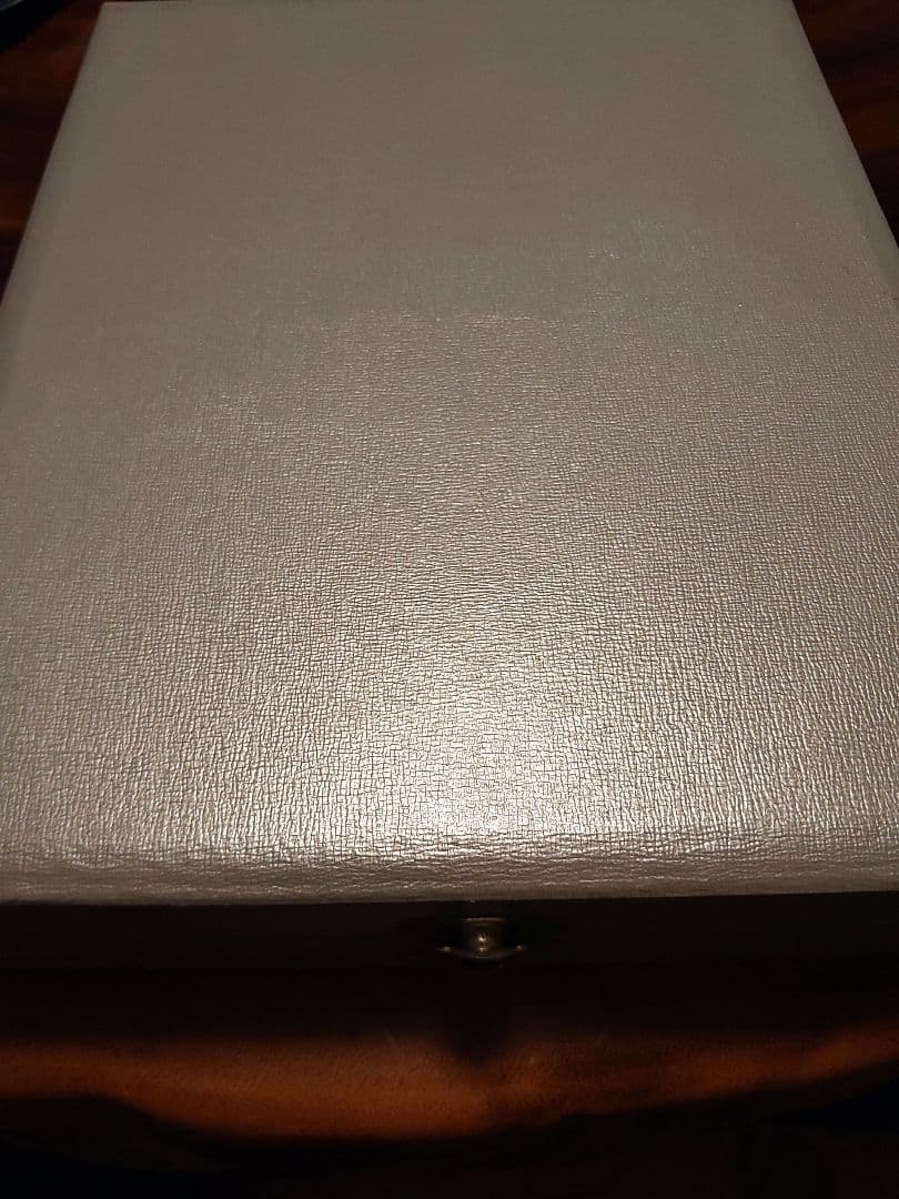 アンティーク　メタルビーズバッグ