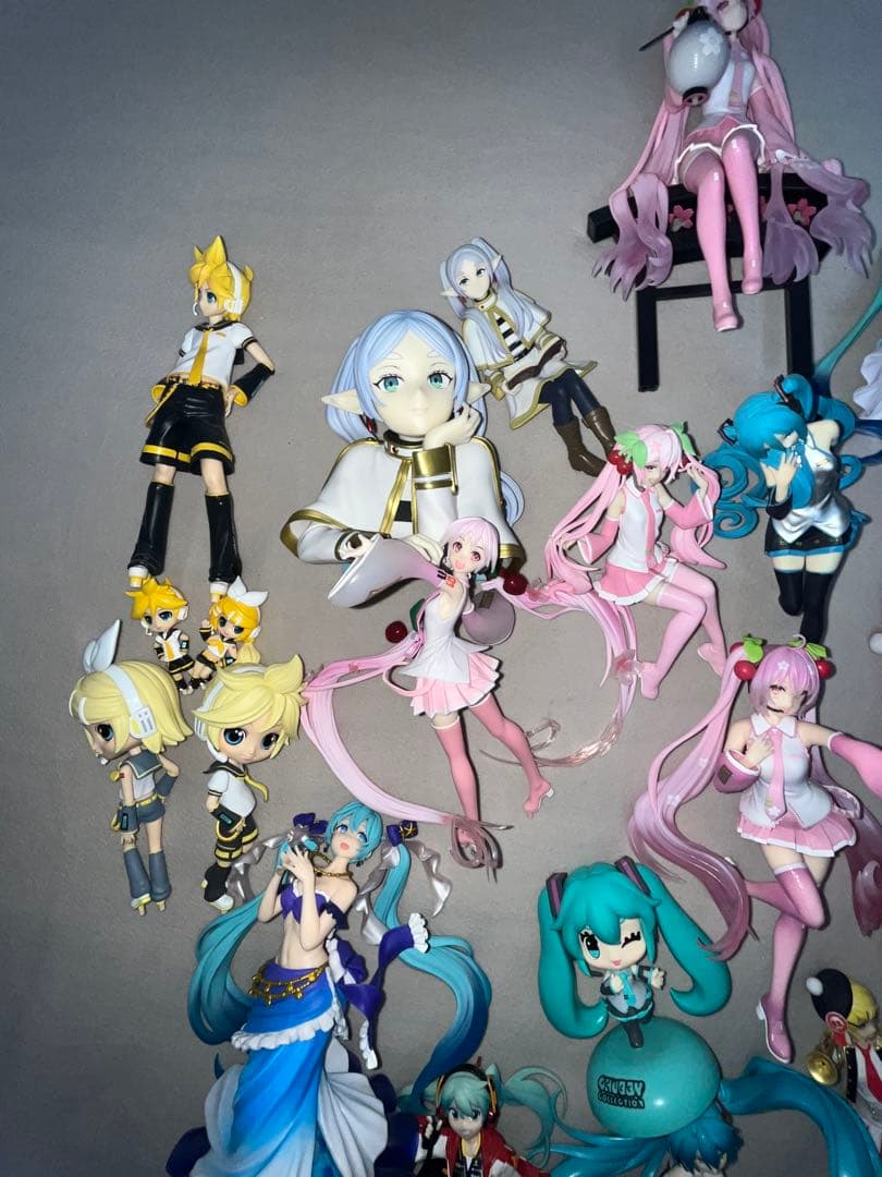 アクスタ、フィギュアグッズまとめ 初音ミク、鏡音リン・レン フリーレン ジャンク