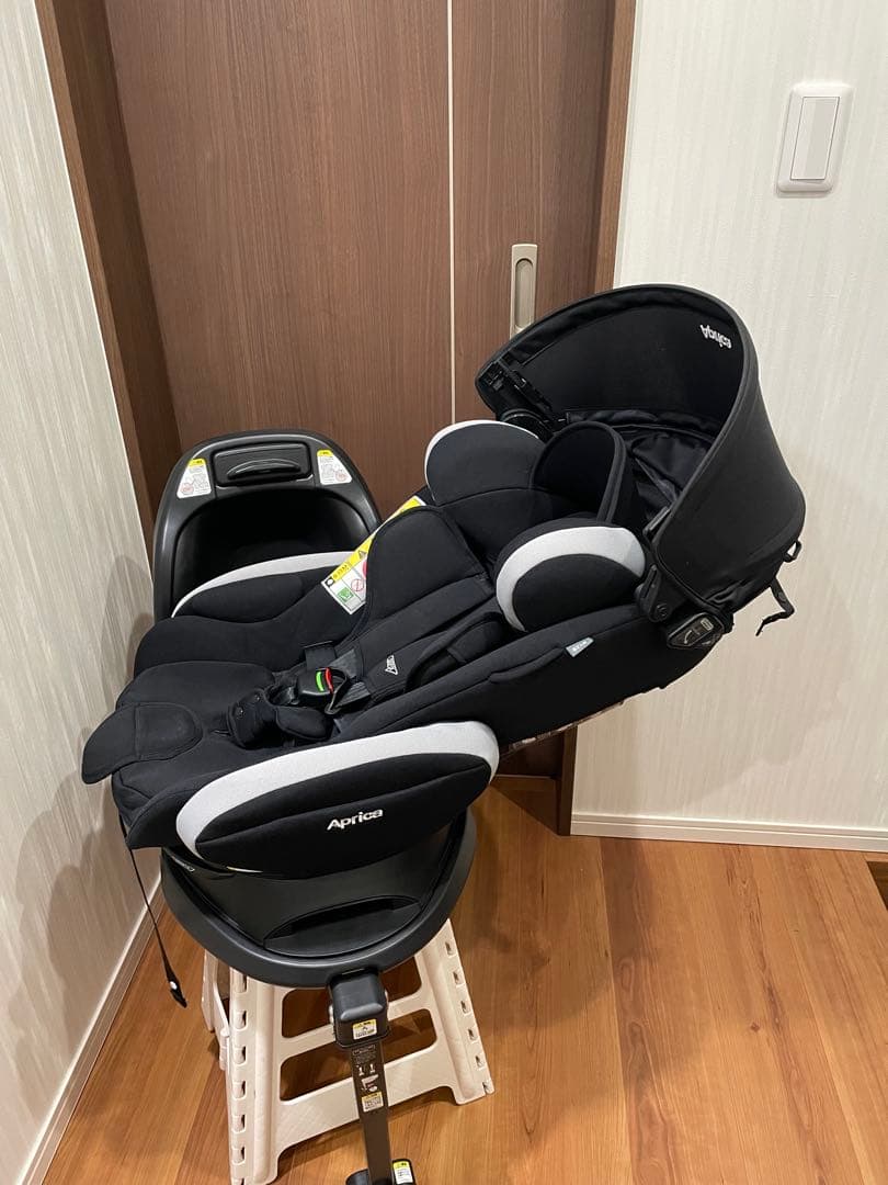 チャイルドシート AKO