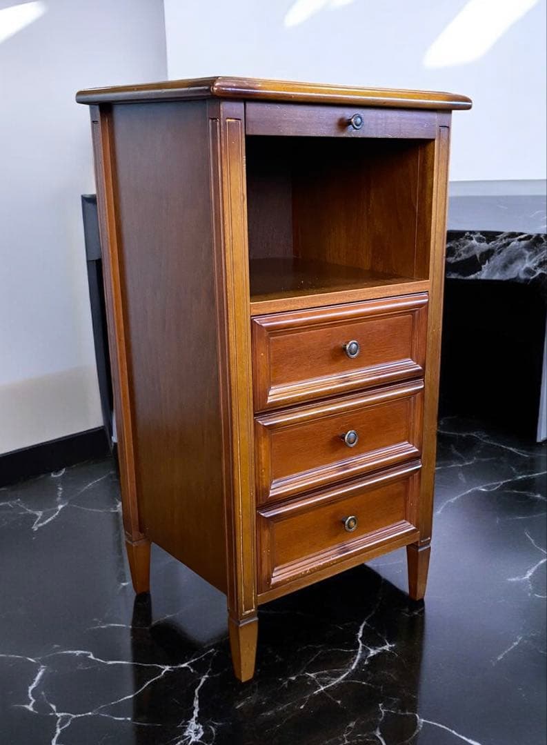 ふ*ぐ様 オークション格安出品★3段収納+引き出し　アンティーク風チェスト　サイ