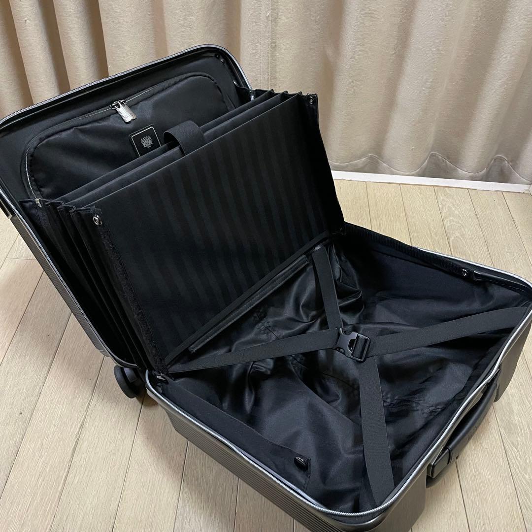 デメキン　サムソナイト　ブラックレーベル　4輪　キャリーケース　ファントム