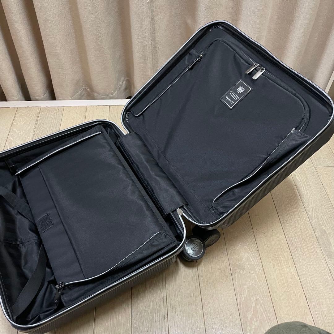 デメキン　サムソナイト　ブラックレーベル　4輪　キャリーケース　ファントム