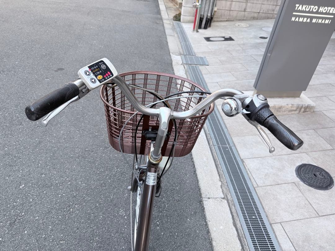 大阪府　パナソニック　電動アシスト自転車 ブラウン 前バスケット付き