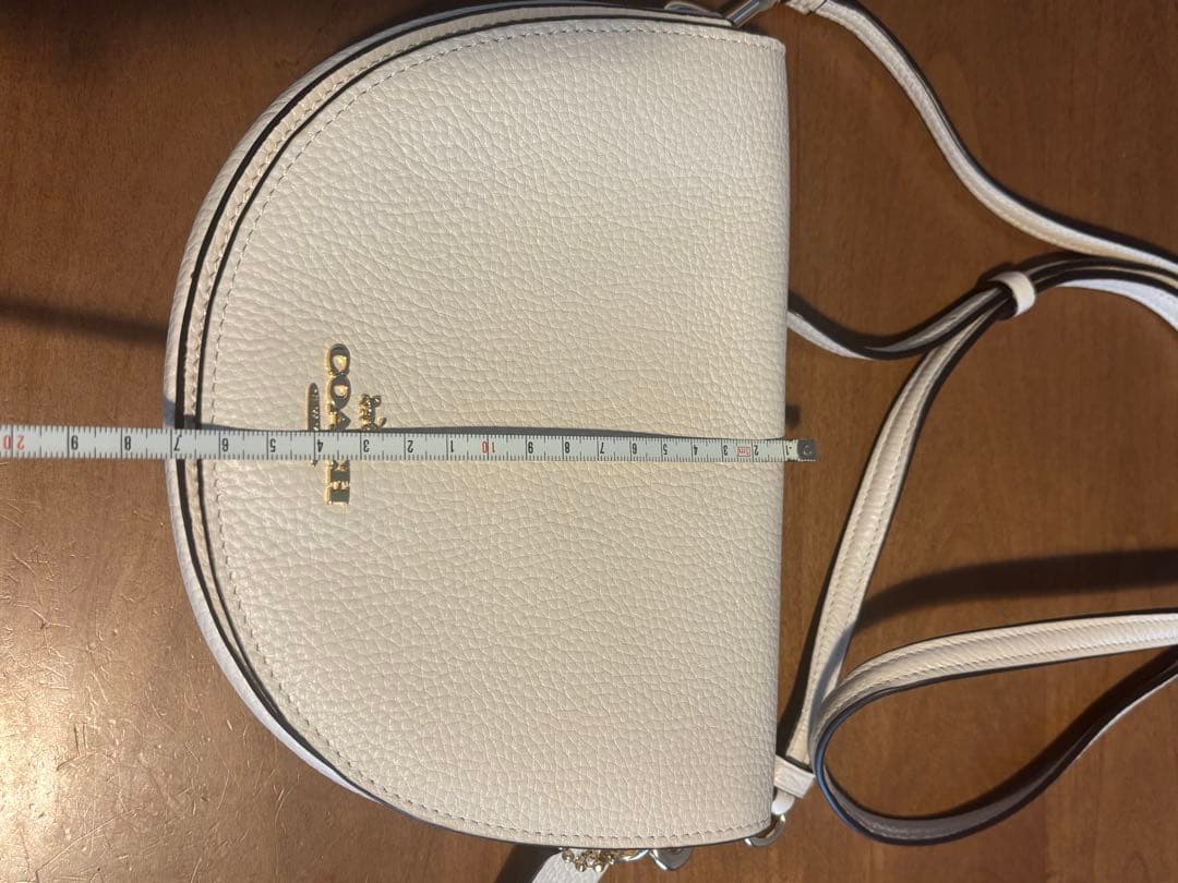 COACH コーチ ショルダーバッグ　ホワイトカラー系