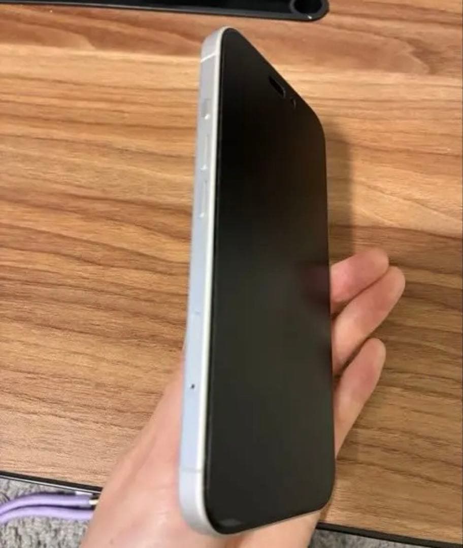 Apple iPhone 16 ホワイト 本体