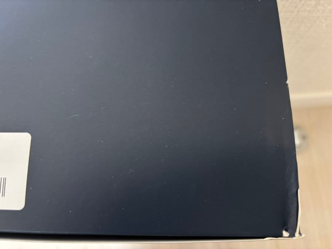 マセラティ　レヴァンテ ミニカー 1/18　ブルーパッシオーネ