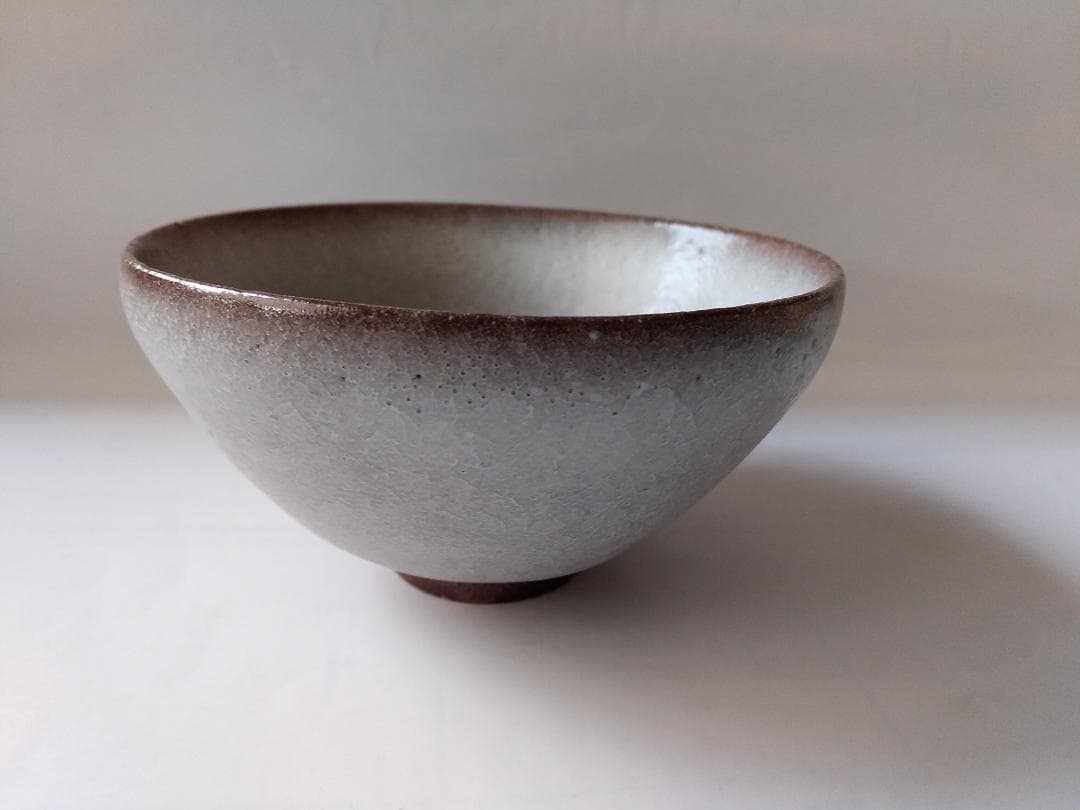 白釉茶碗 木村盛康 茶器 抹茶碗 共箱 共布 栞 茶碗 新品 未使用 です。