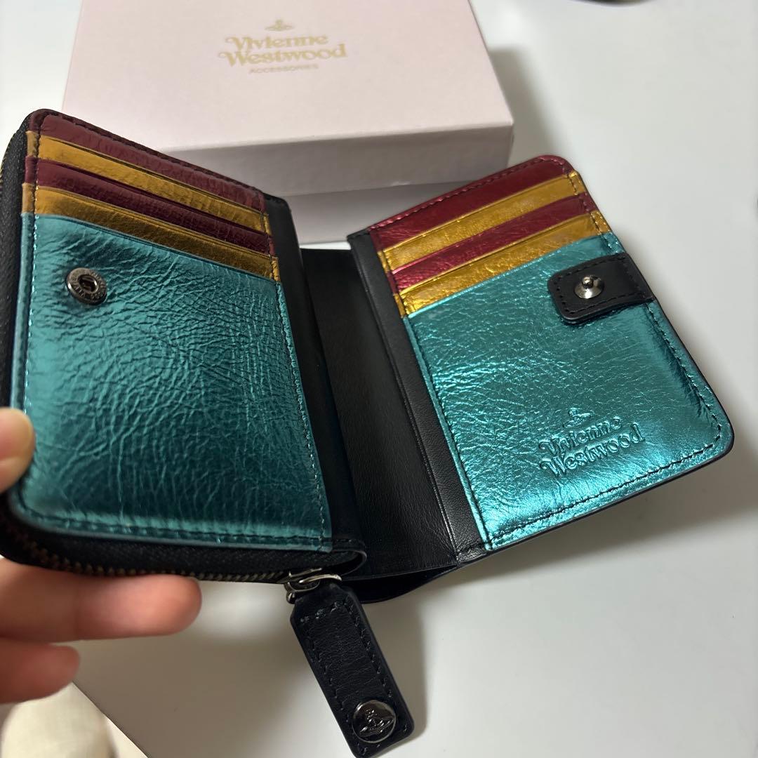 12/27取下。Vivienne Westwood 二つ折り財布 花柄 総柄